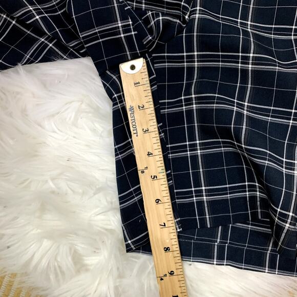 Haggar Moisture-Wicking Golf Plaid Shorts Men's Size 38 - Picture 8 of 9